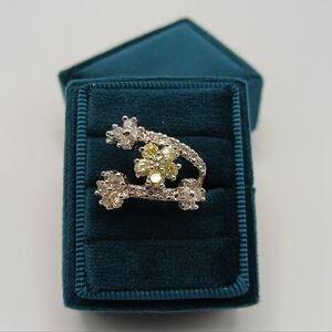 Swarovski Crystal Open Wrap Ring – Yellow Crystal Floral Design – NWT